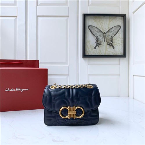 FERRAGAMO 페레가모 플랩 미니체인백 21H153-4 2020/신상