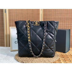 CHANEL 샤넬 19 쇼핑백 AS3519
