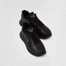 PRADA 프라다 남성 블랙 스니커즈 pr39x