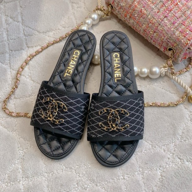 CHANEL 샤넬 여성용 슬리퍼 C85557 2COLOR