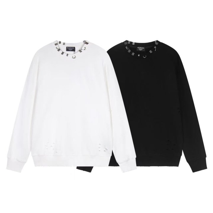 BALENCIAGA 발렌시아가 피어싱 데미지 맨투맨