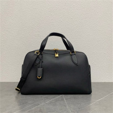 LOROPIANA 로로피아나 니들백 LP39 4COLOR